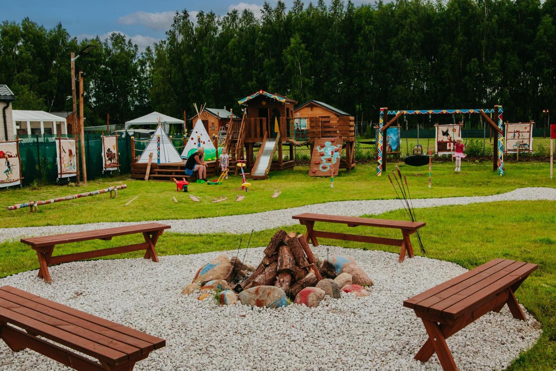 Luxuszelt Indiana Camp - 150 M Od Suntago Park