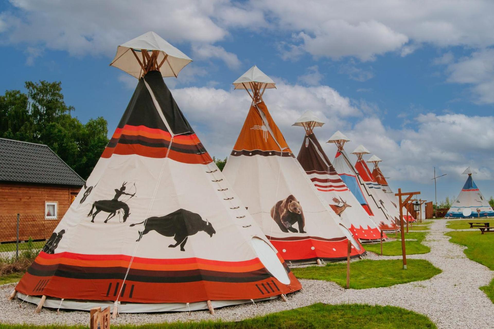 Luxuszelt Indiana Camp - 150 M Od Suntago Park Grabce-Towarzystwo