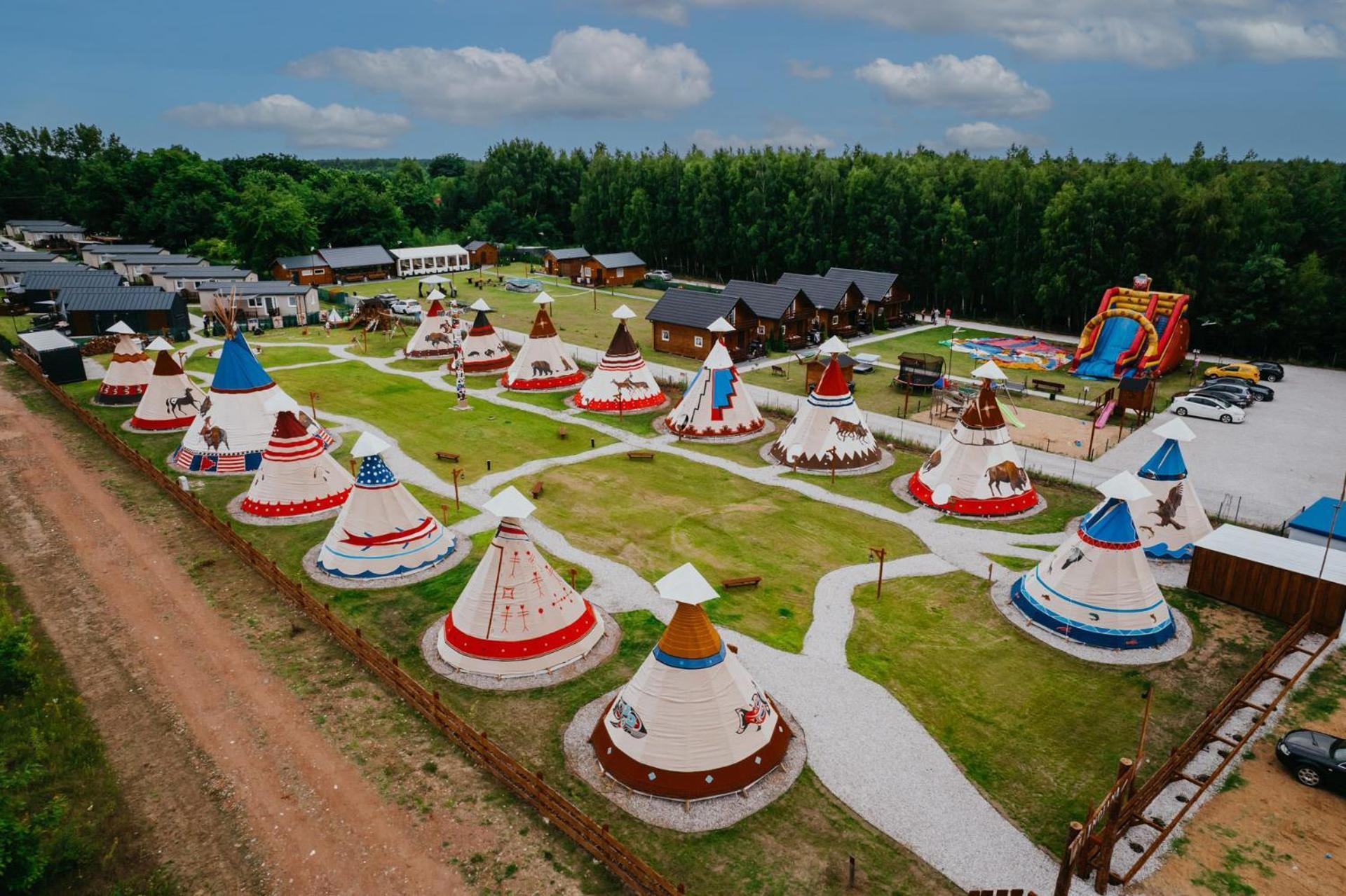 Indiana Camp - 150 M Od Suntago Park Luxuszelt Grabce-Towarzystwo