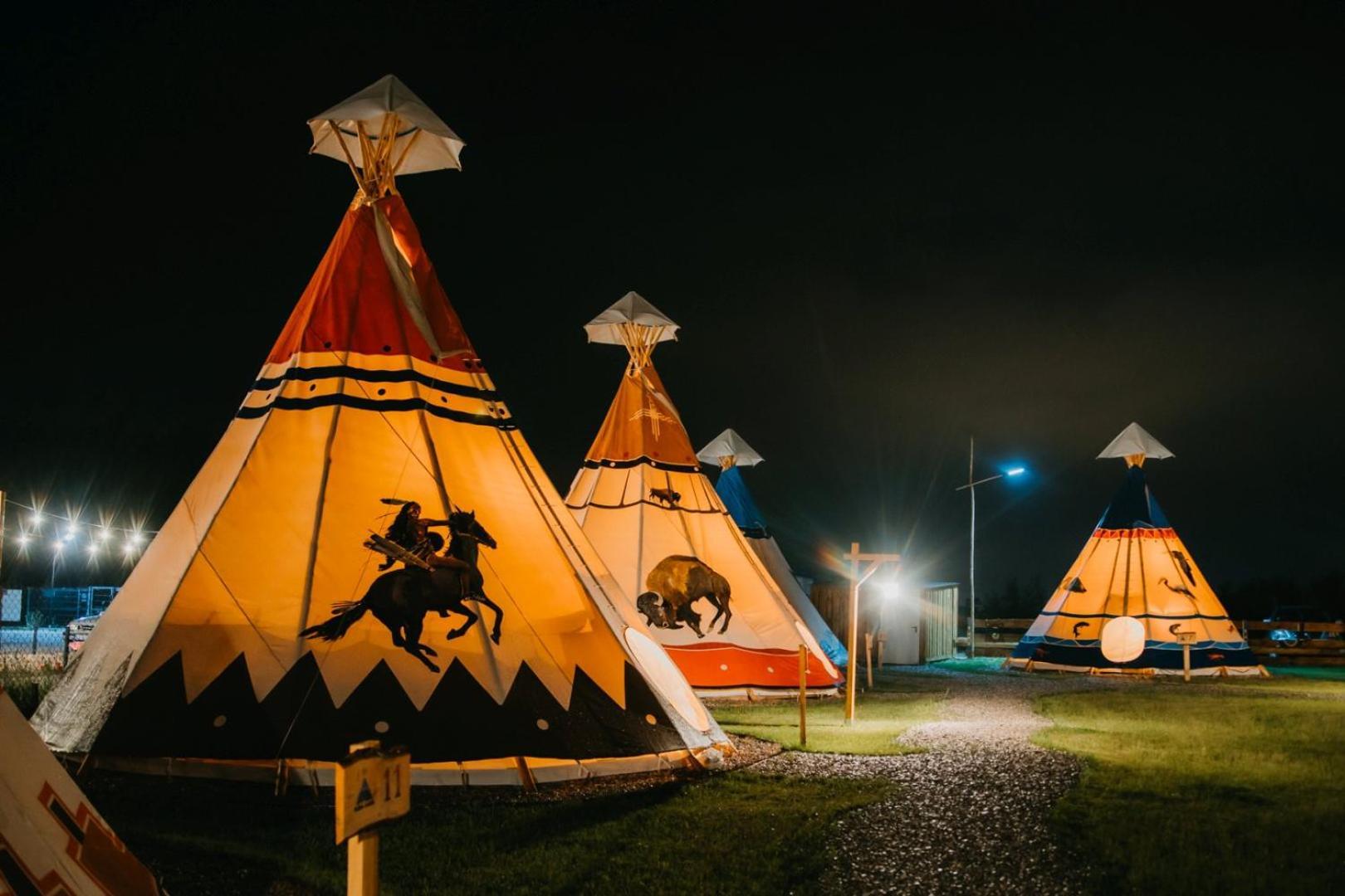 Luxuszelt Indiana Camp - 150 M Od Suntago Park Grabce-Towarzystwo